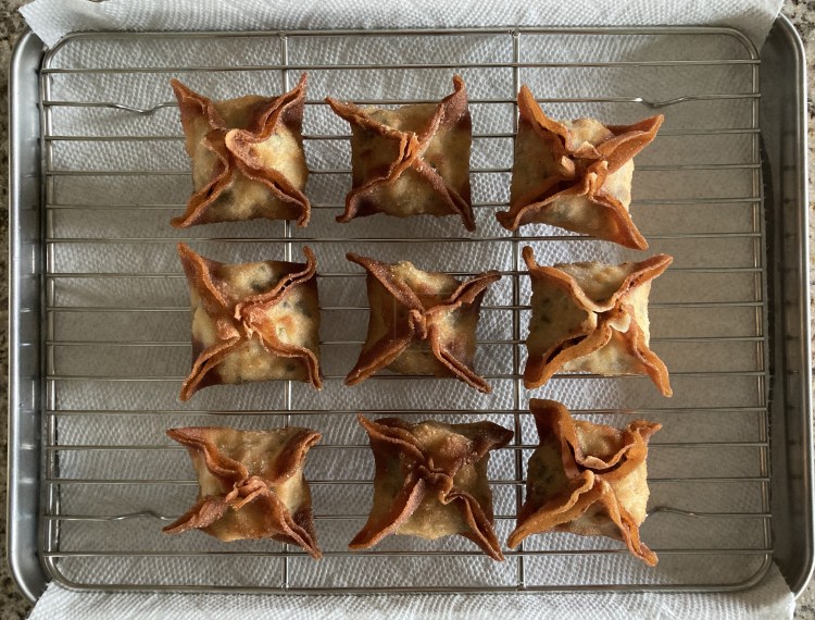 Friday fry-day: Vegetarian rangoon (or “mushroom”&nbsp;puffs)